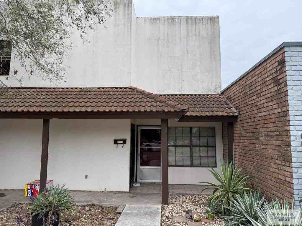 806 Continental Drive #5