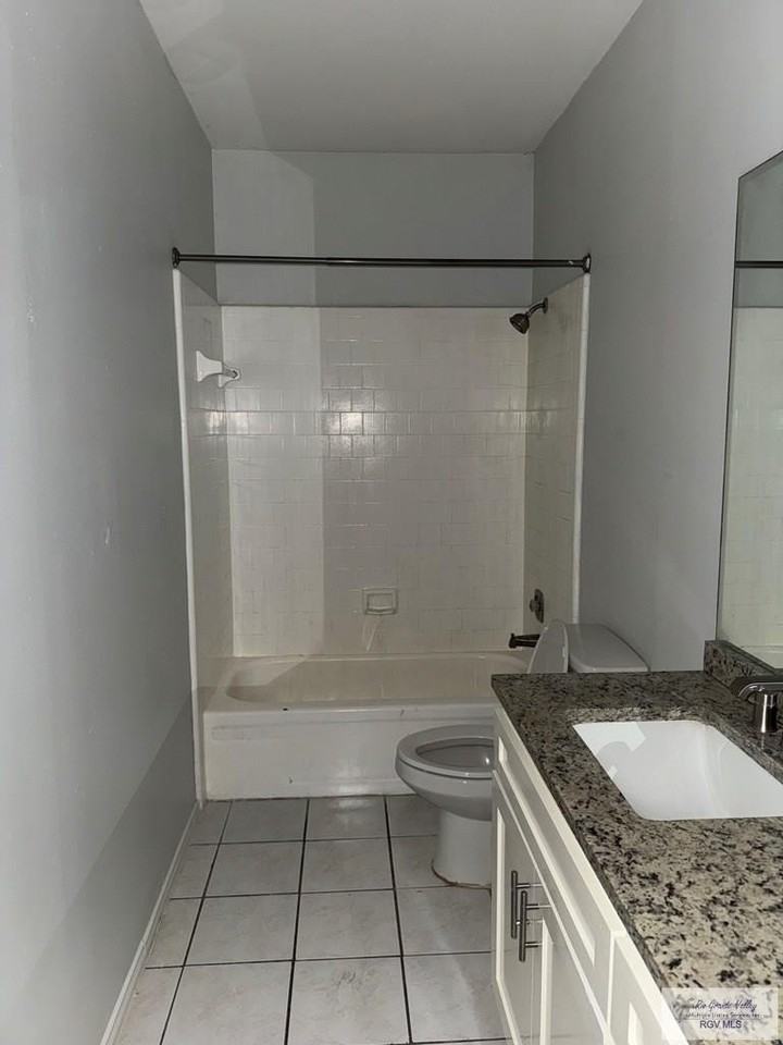 806 Continental Dr #5 - Photo 5 of 8