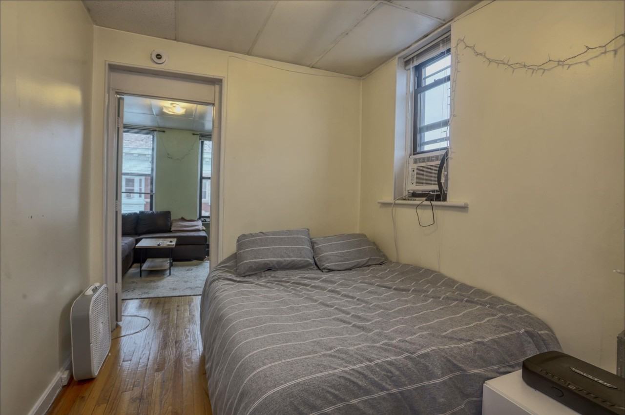 205 3rd Street #5 - Photo 7 of 21