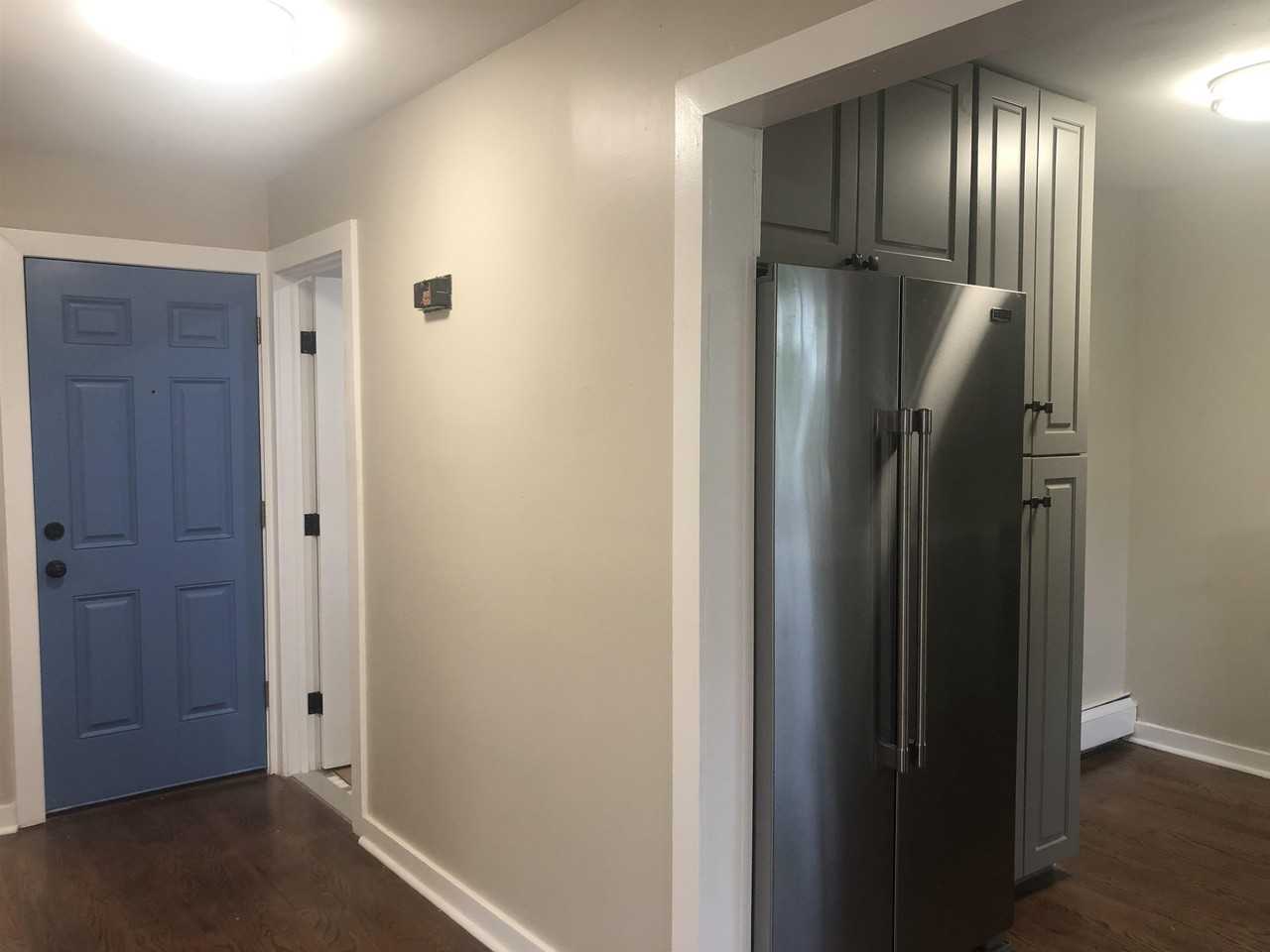 18 Britton St - Photo 6 of 20