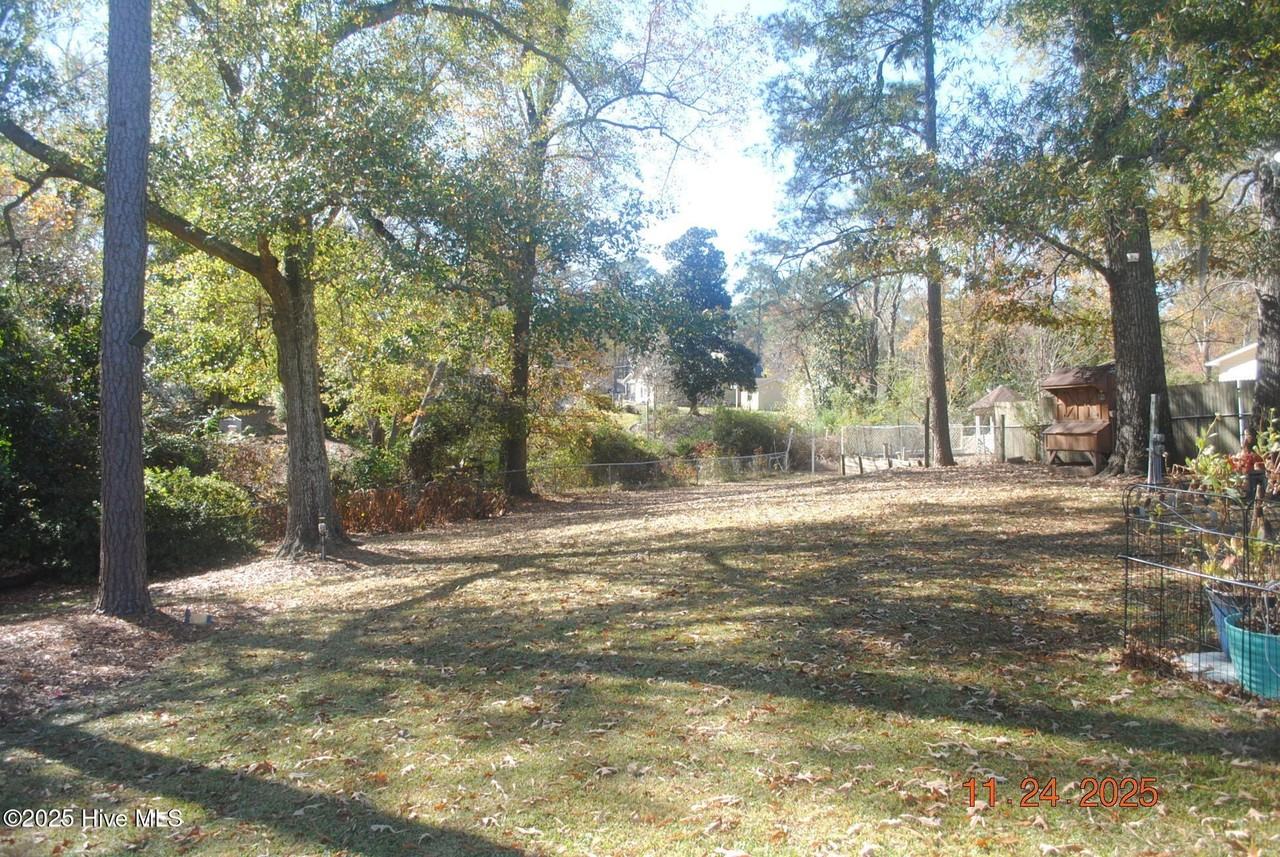 905 Sioux Dr - Photo 4 of 13