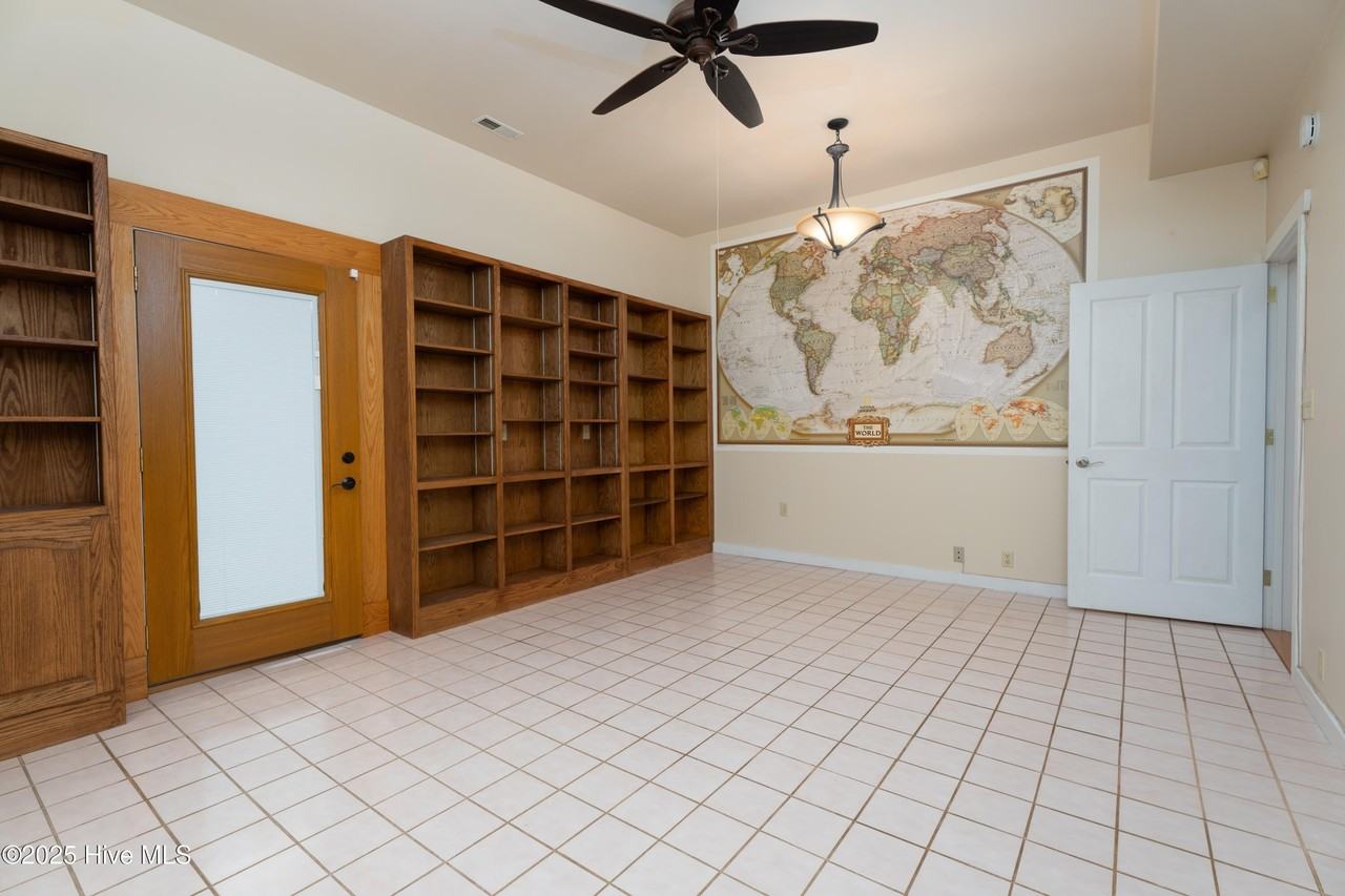 1183 Canady Rd - Photo 5 of 37