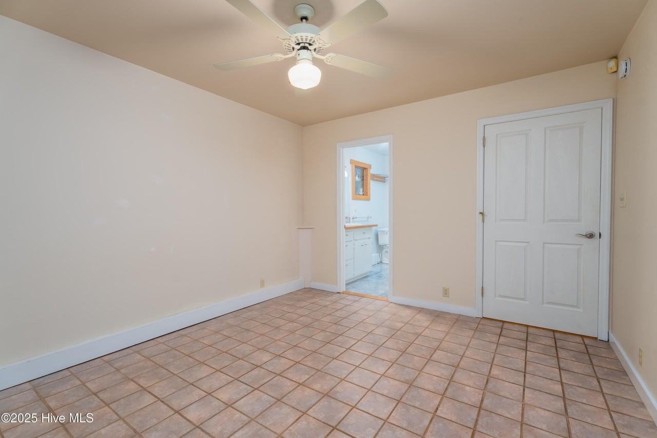 1183 Canady Rd - Photo 7 of 37