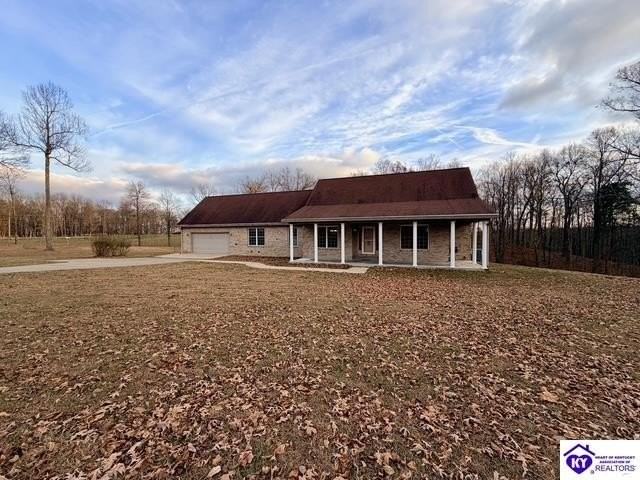 1341 Brizendine Ln - Photo 2 of 30