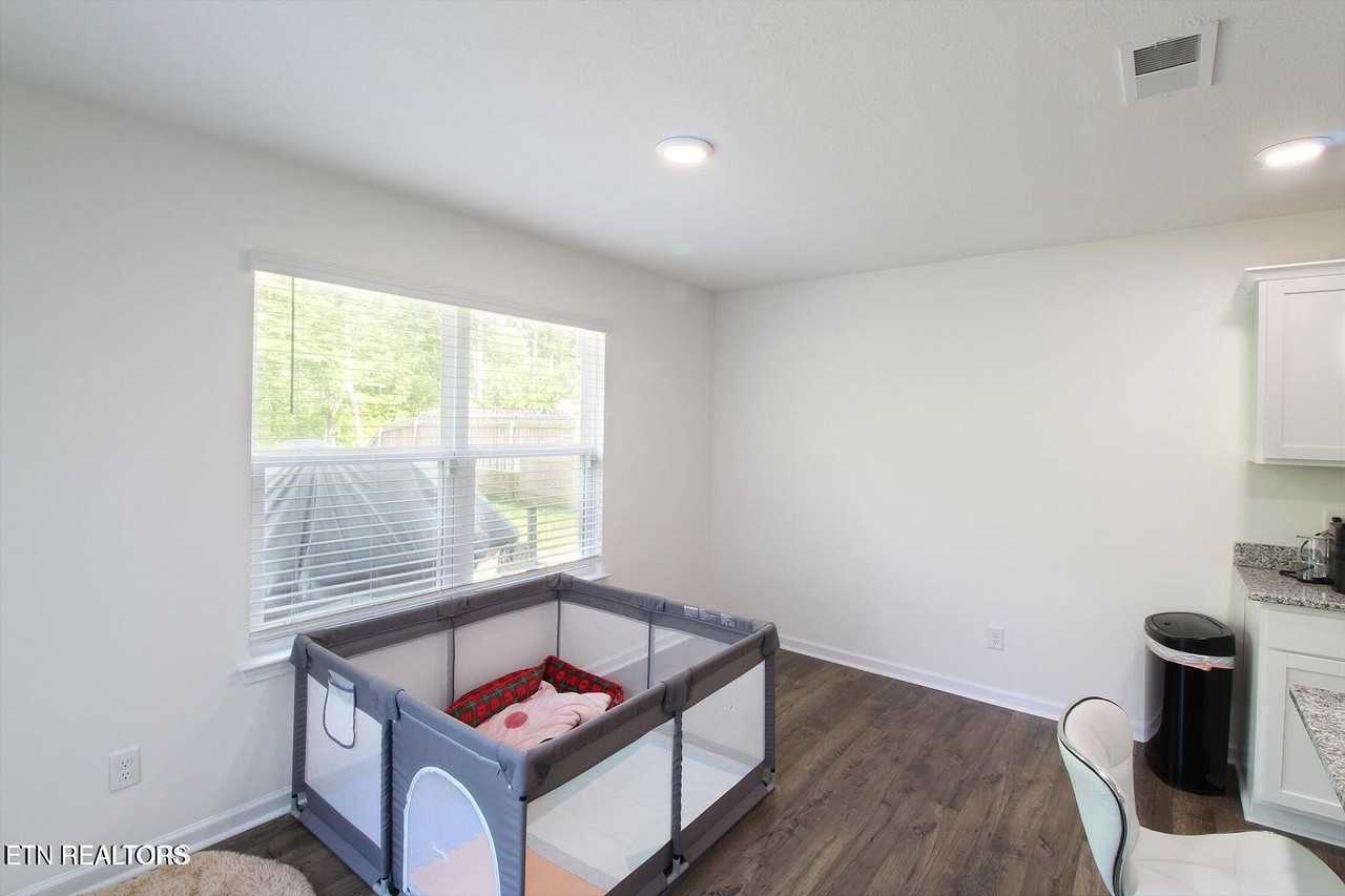 9428 Avian Forest Ln - Photo 6 of 29