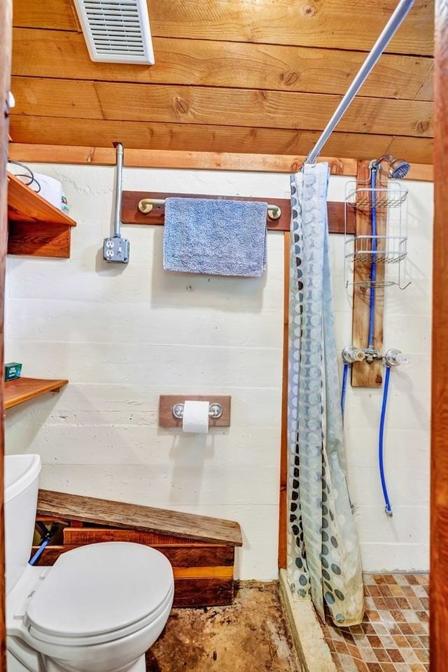 1086 Ingram Loop - Photo 7 of 17