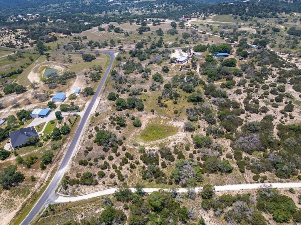 111 Stoney Hills Road - Photo 5 of 50