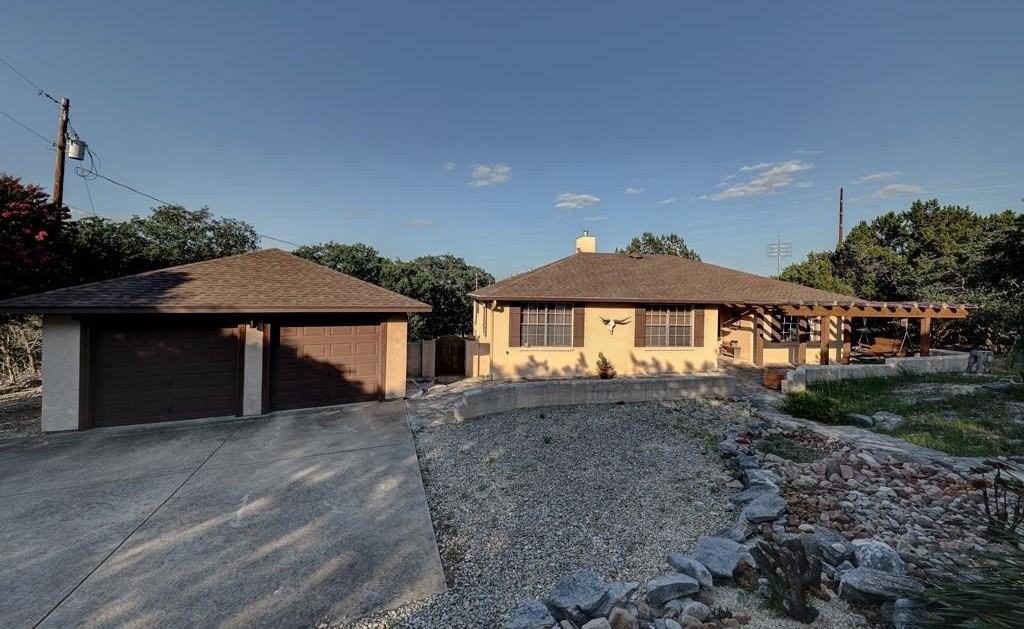 115 Chapparal Place - Photo 4 of 41