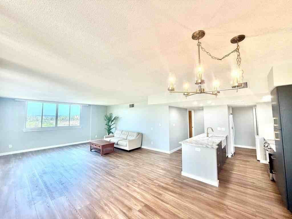 1012 Kerrville Way - Photo 2 of 23