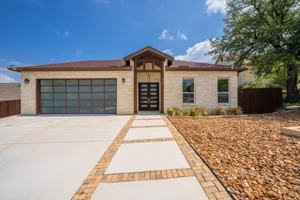 featured image of 212 Castle Pines Drive