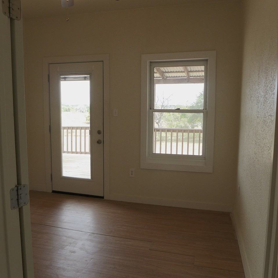 23 US Route 87 - Photo 7 of 10