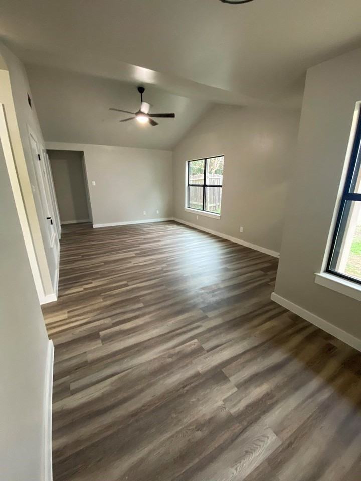 518 Wigwam Lane - Photo 3 of 7