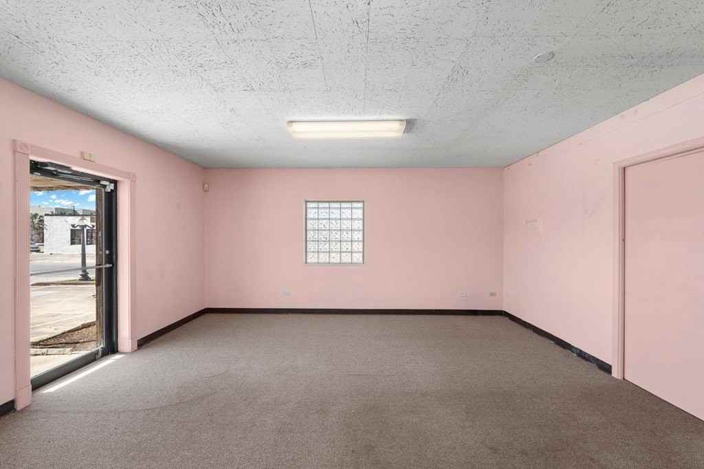 250 Kerrville South Drive - Photo 4 of 12