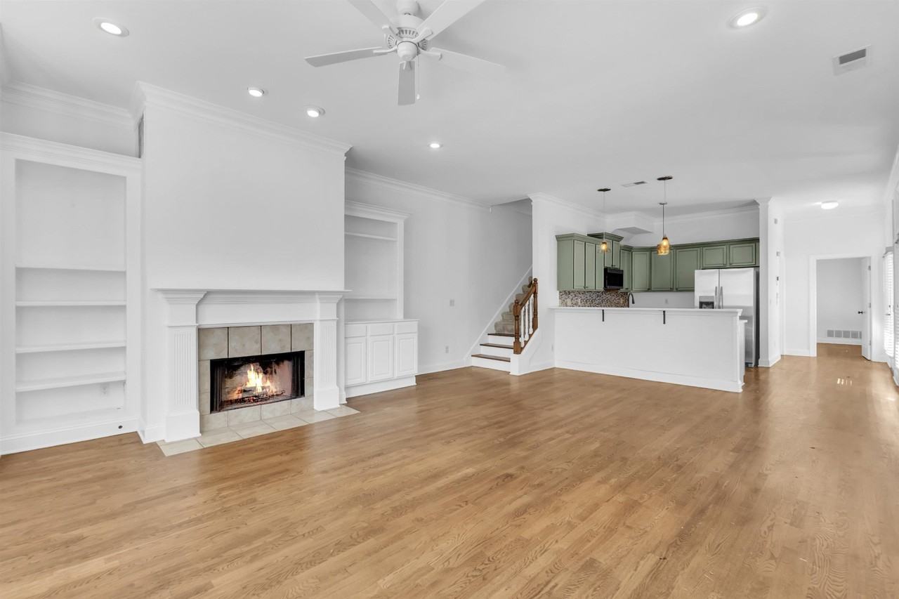 176 Harbor Village Dr - Photo 5 of 29