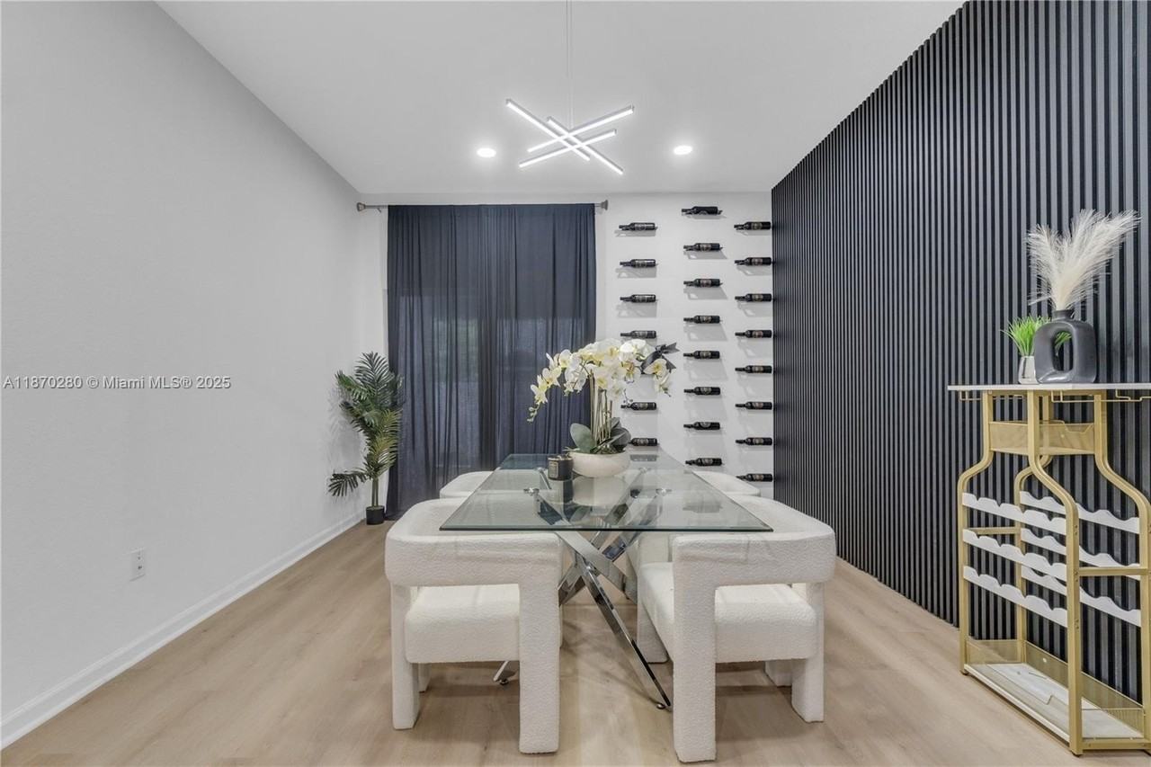 3529 Nw 29th Pl - Photo 2 of 39