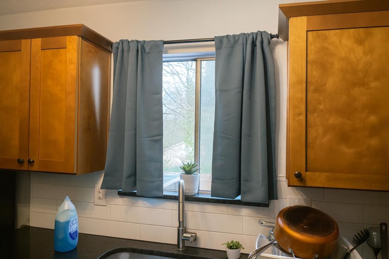 N Camp Creek Pkwy Sw - Photo 4 of 13