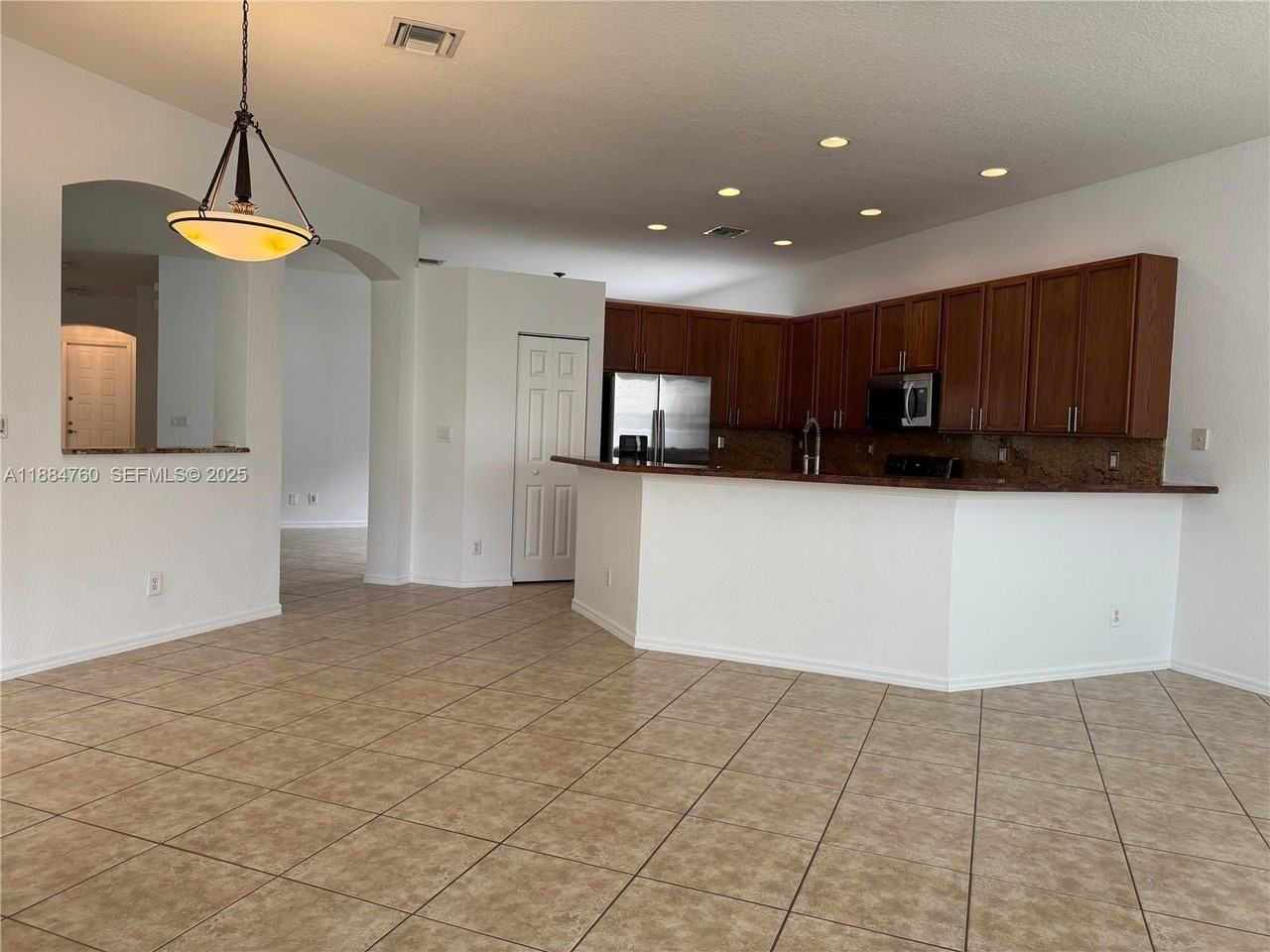 4321 West Whitewater Avenue #0 - Photo 4 of 25