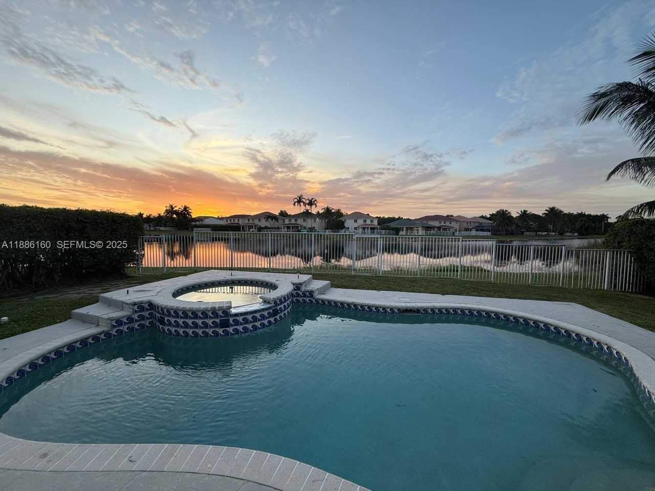 4249 Magnolia Ridge Dr - Photo 4 of 28