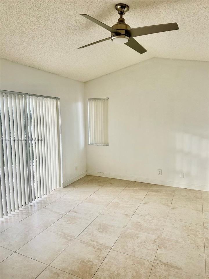 1669 Salerno Circle - Photo 7 of 16