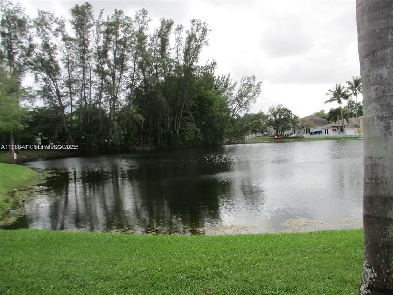 1760 Bayberry Drive - Photo 4 of 5