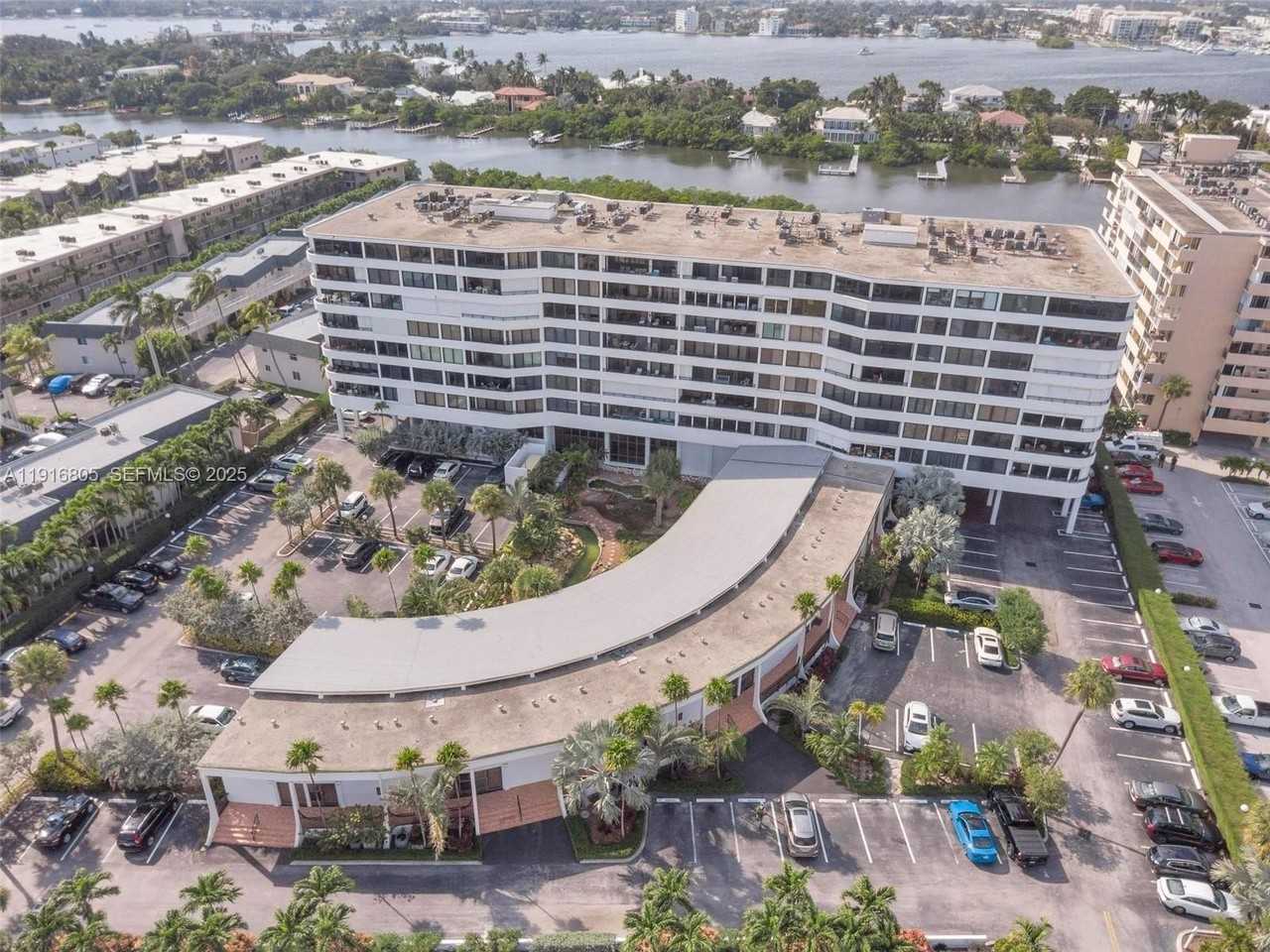 3589 S Ocean Blvd #914 - Photo 4 of 50