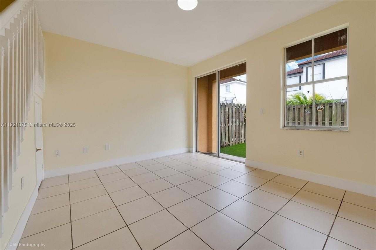 24331 Sw 108th Pl - Photo 4 of 15