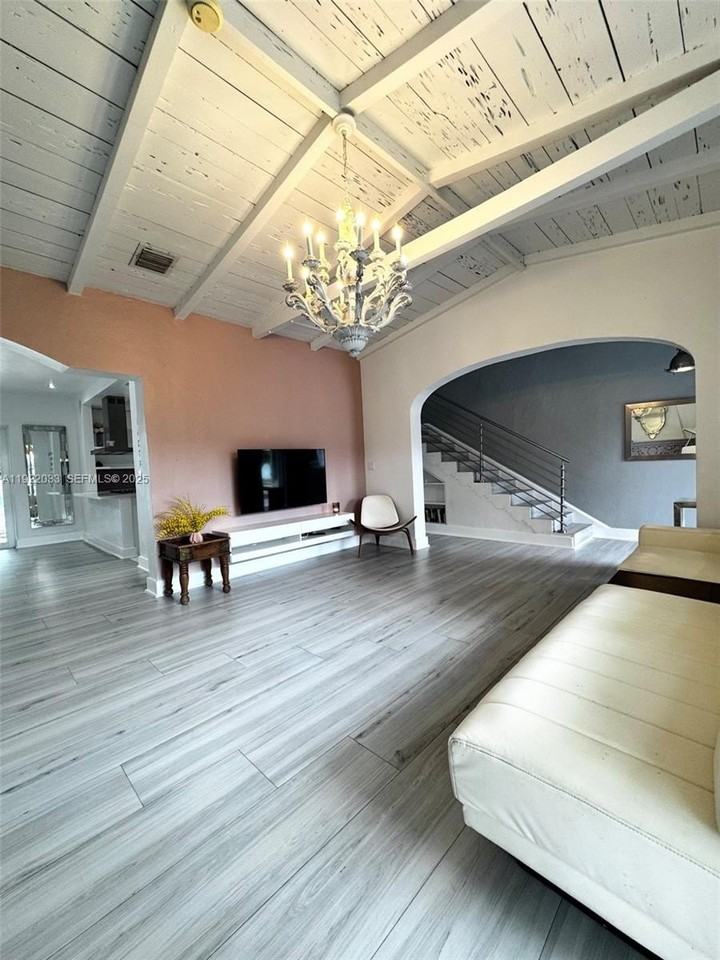 3470 Sheridan Ave #NA - Photo 4 of 41