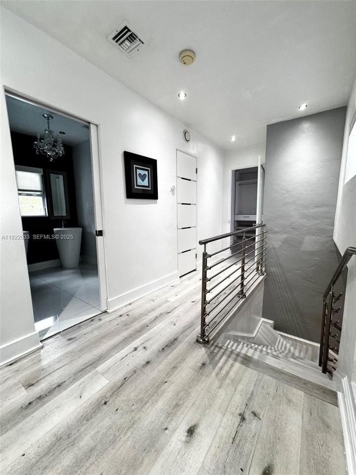 3470 Sheridan Ave #NA - Photo 7 of 41