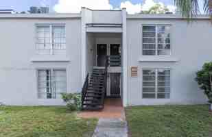 featured image of 4415 Treehouse Ln #C