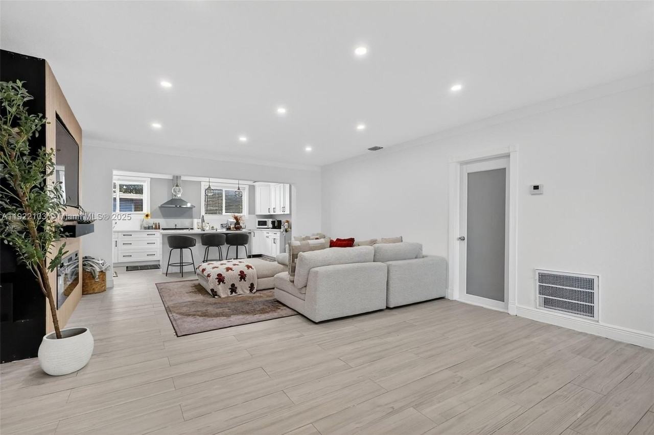 1510 Nw 176th Ter #1510 - Photo 2 of 19