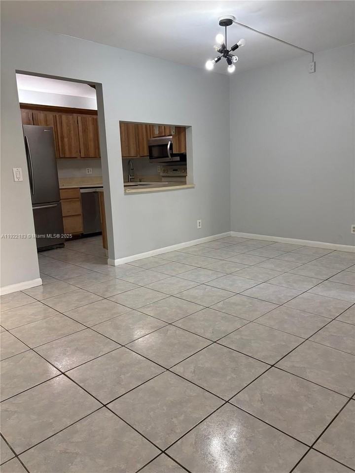 702 Sunny Pine Way #A1 - Photo 6 of 18