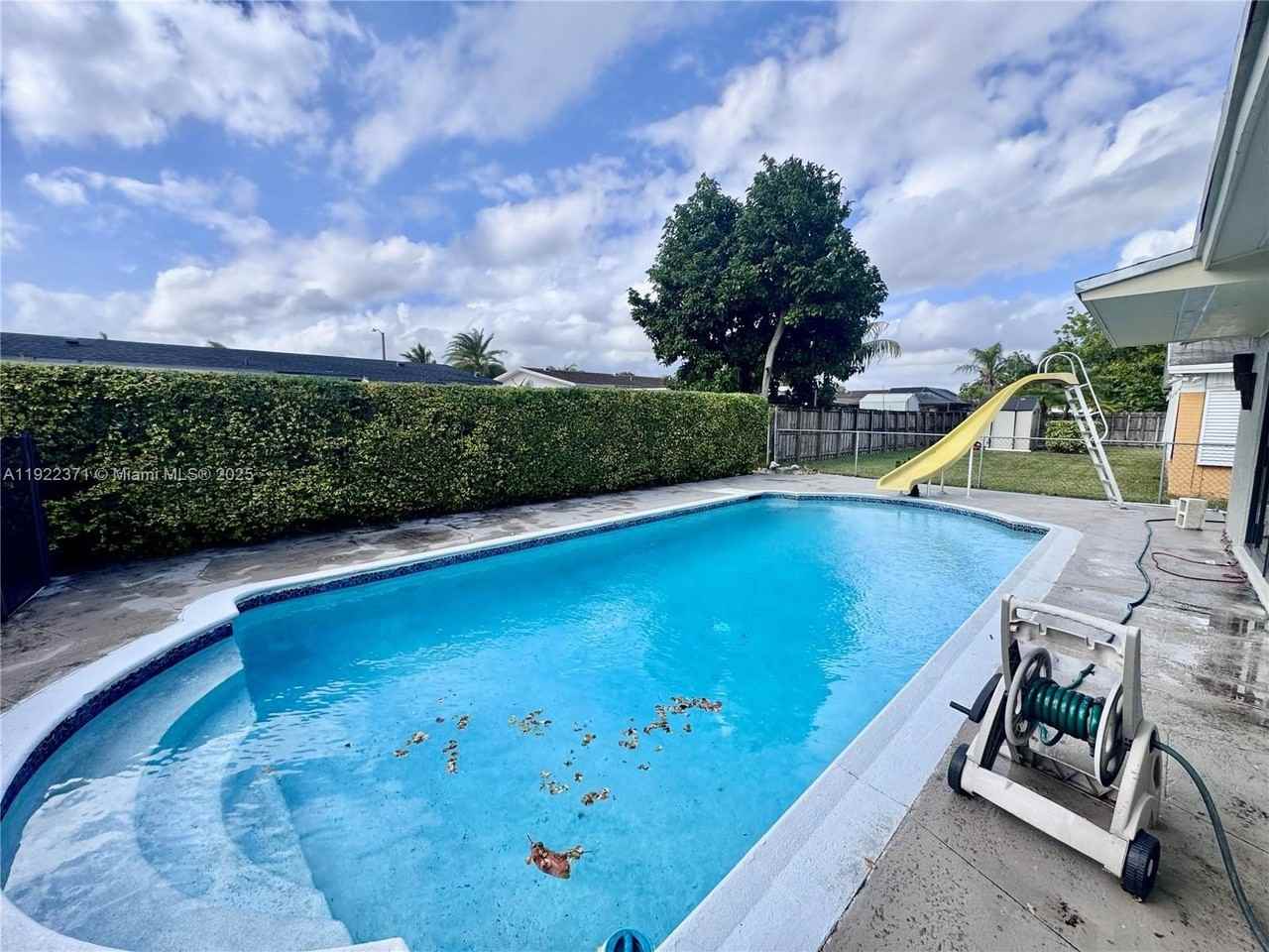 19720 Sw 118th Pl - Photo 5 of 21