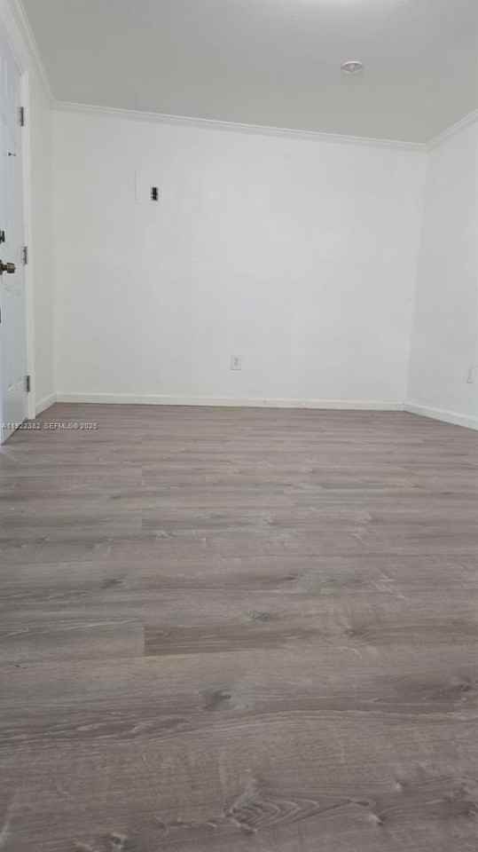 6431 Hayes St #3 - Photo 5 of 10