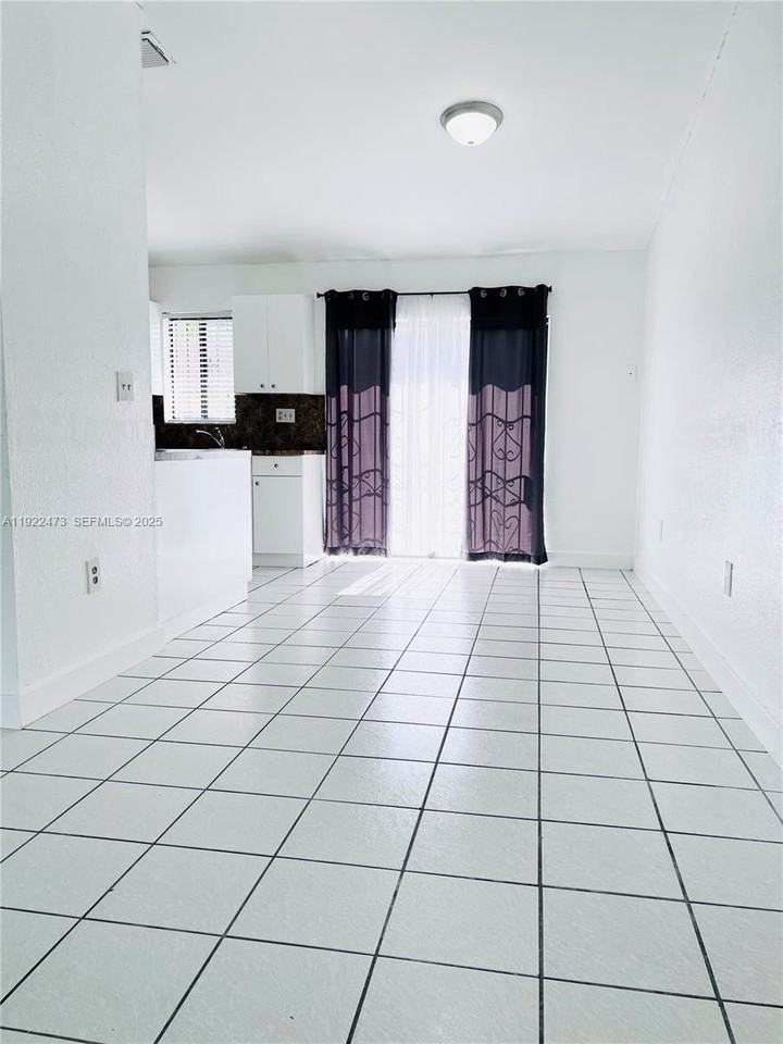 14020 Sw 281st Ter - Photo 4 of 17