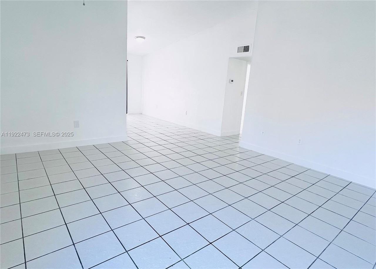 14020 Sw 281st Ter - Photo 5 of 17