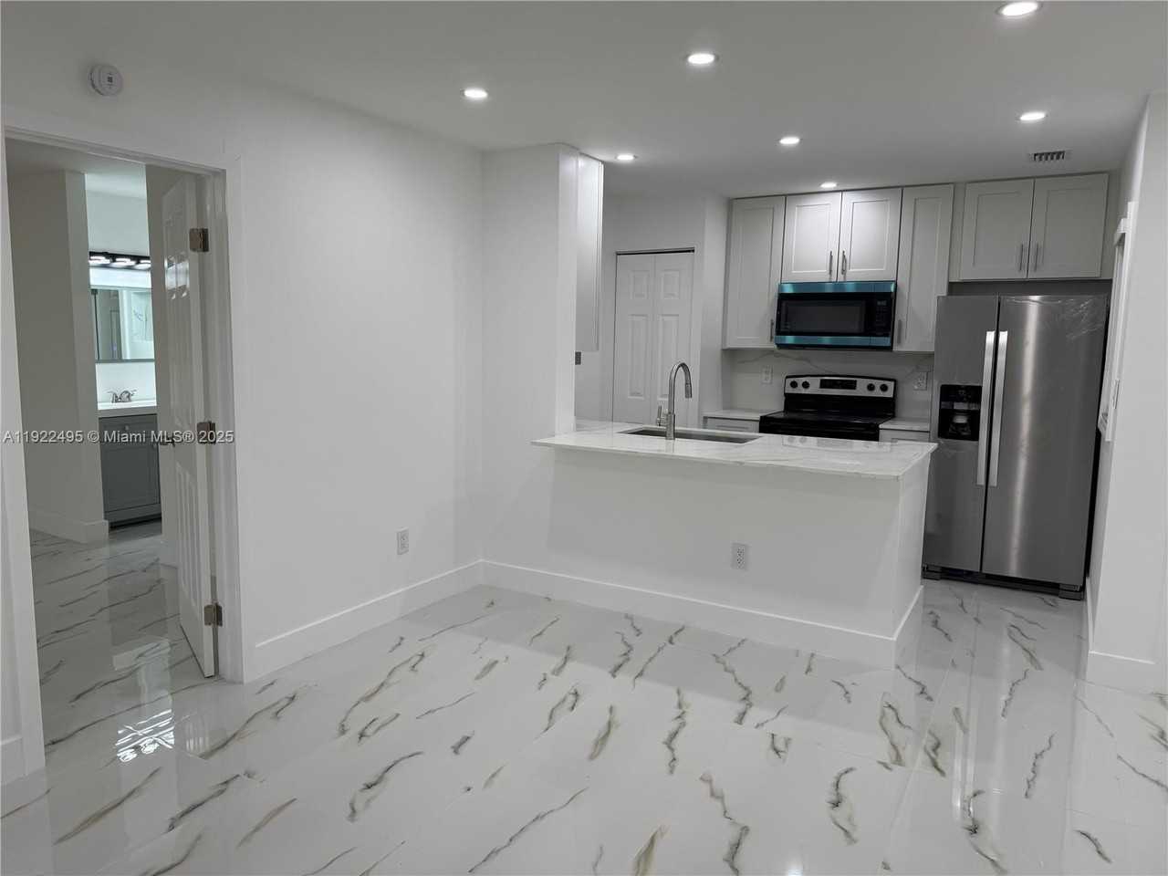 9726 Hammocks Blvd #203-26 - Photo 7 of 46