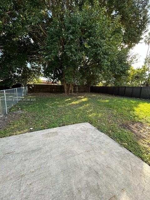 7154 Sw 22nd St #7154 - Photo 7 of 50