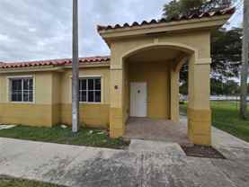 15 Northeast 13th Avenue #1 - Photo 1 of 1