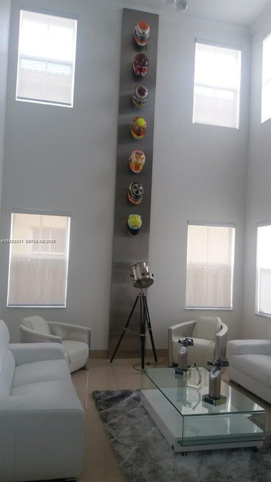 7903 Nw 111th Ct #7903 - Photo 3 of 29