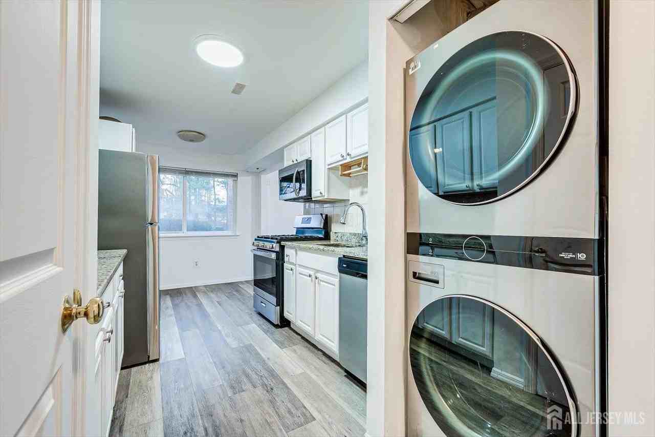 1116 Edison Glen Ter - Photo 5 of 21