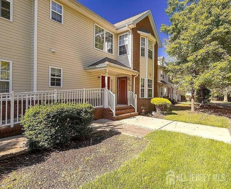 189 Sunshine Dr #189 - Photo 2 of 19