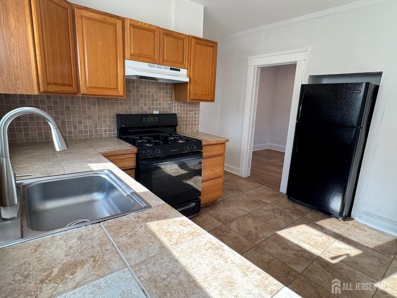 501 South 3rd Avenue - Photo 4 of 12