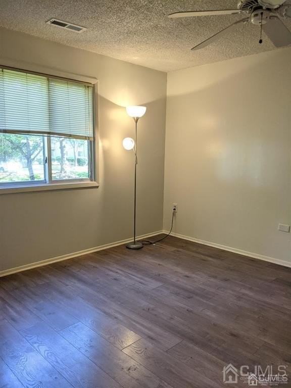 2307 Aspen Dr - Photo 4 of 7