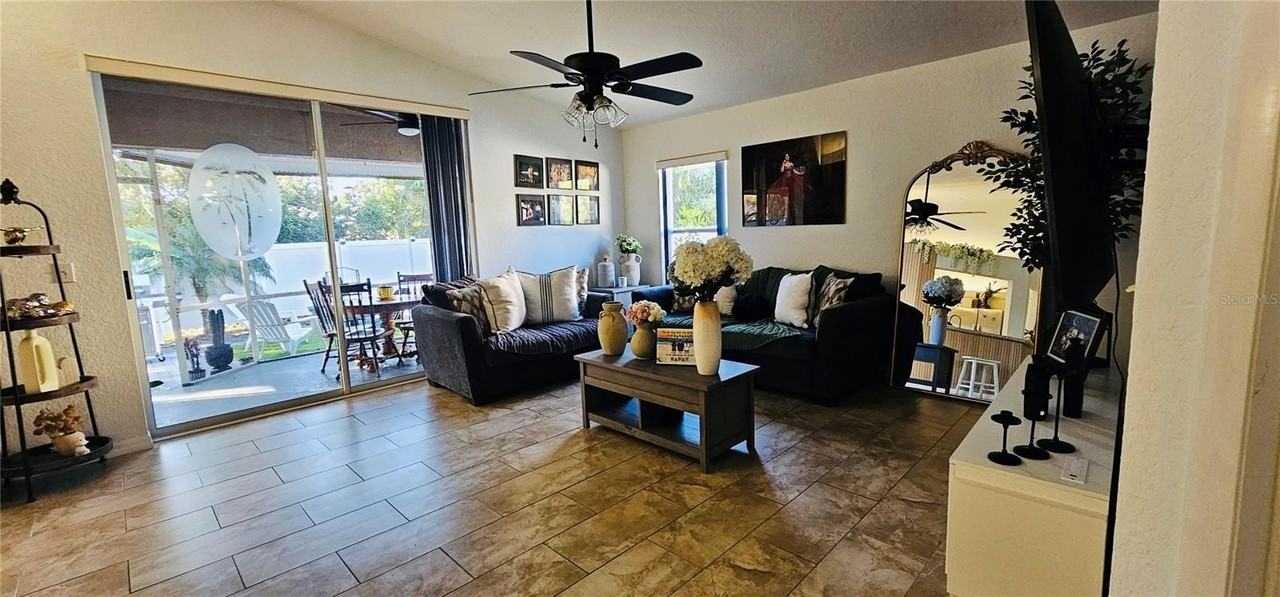 2068 Preymore St - Photo 2 of 15