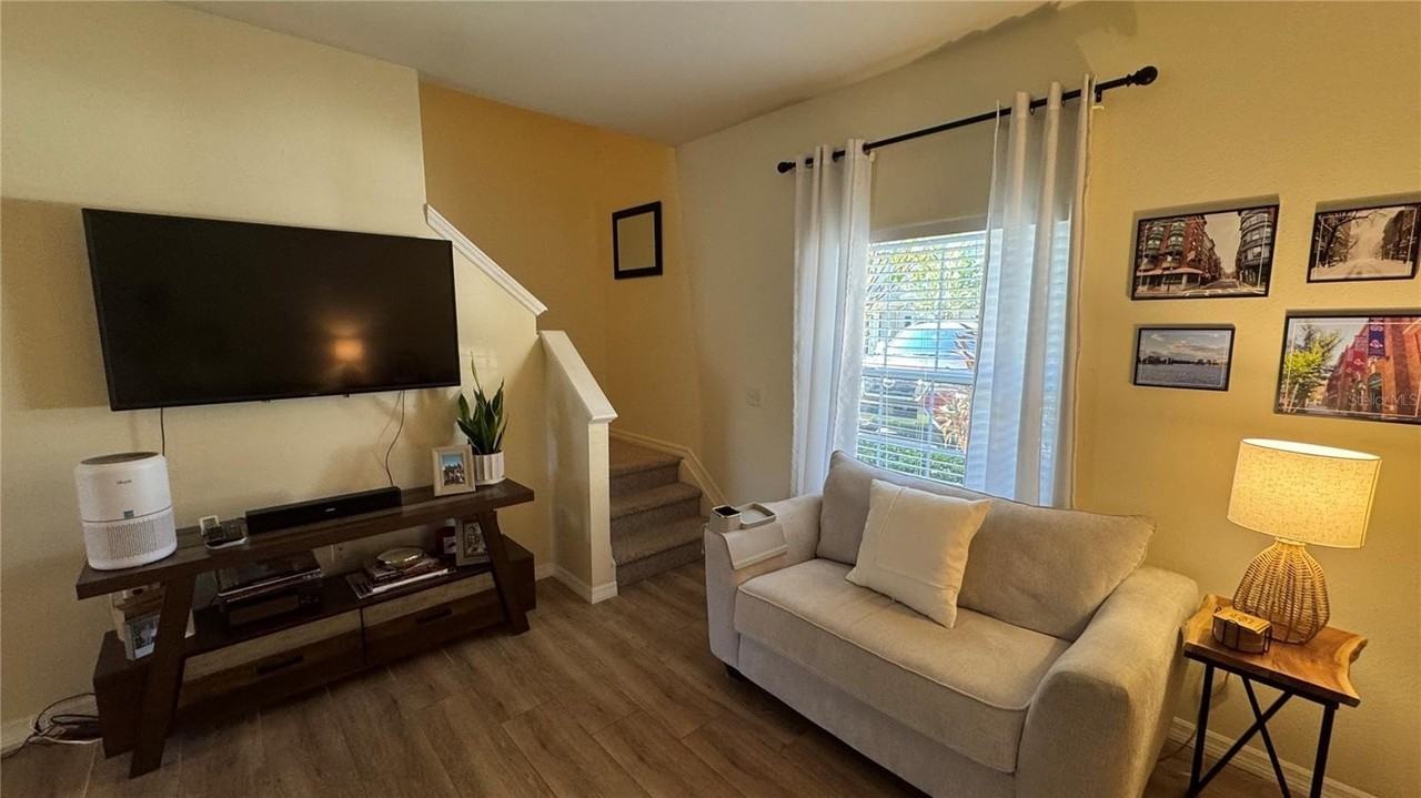 7729 Plantation Cir - Photo 7 of 30