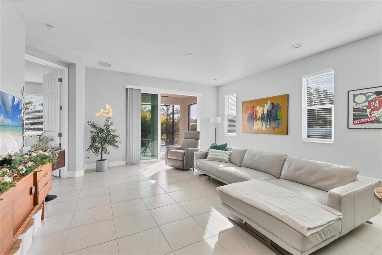 123 Okeeffe Cir - Photo 5 of 39