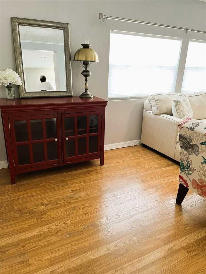 2107 Ohio Ave - Photo 5 of 41