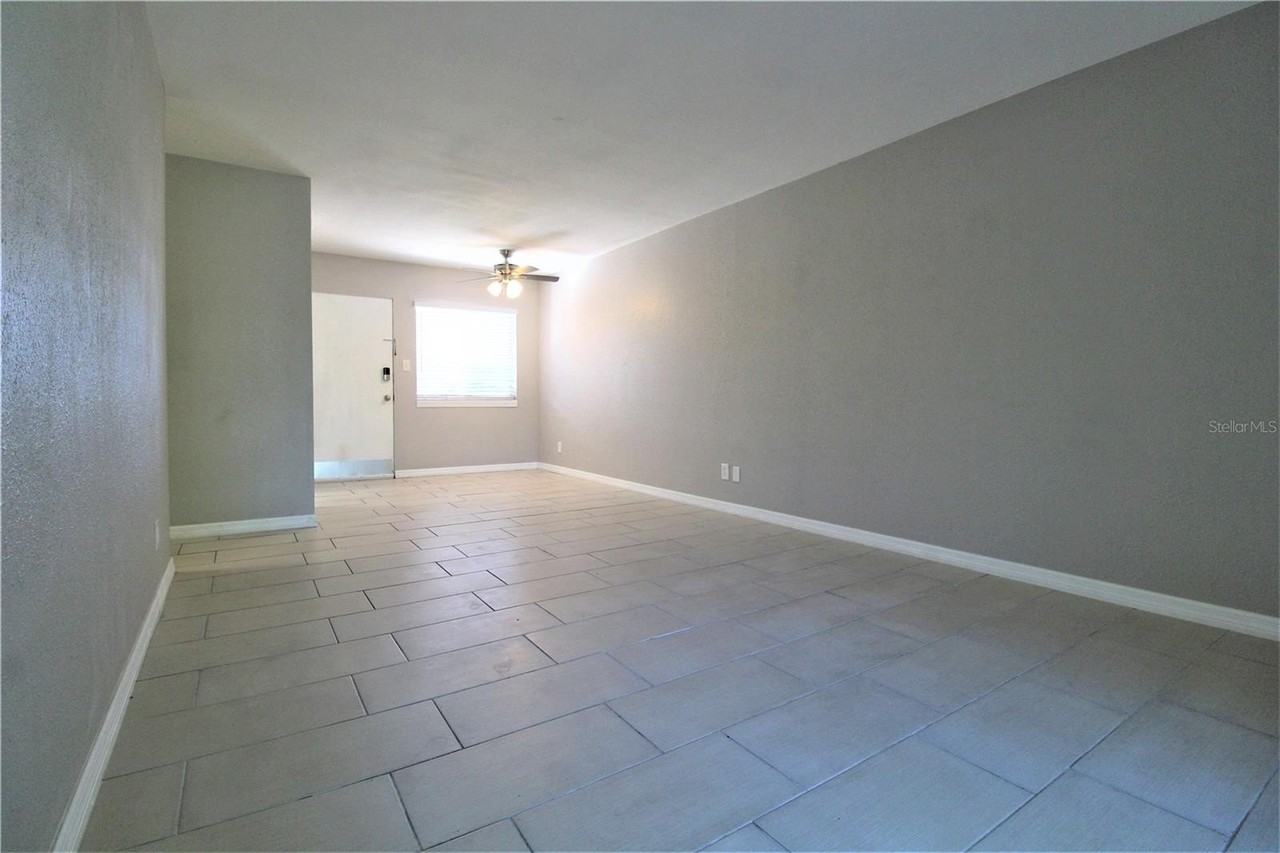 3001 Bee Ridge Road #213 - Photo 6 of 15