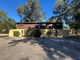 707 Southwest 68th Terrace #B - Photo 1 of 1