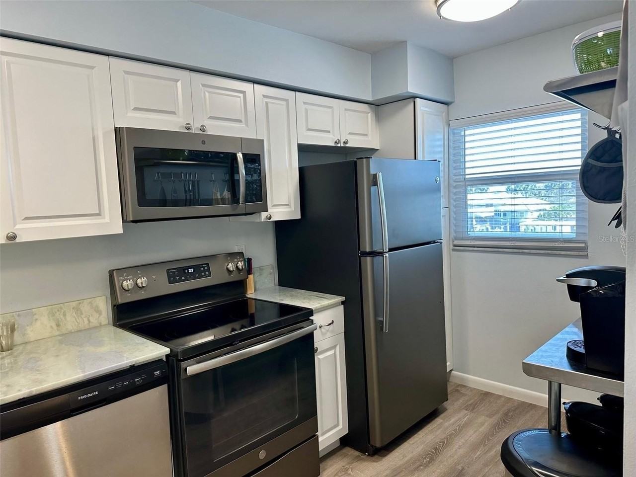 950 Tarpon Center Dr #301 - Photo 2 of 31